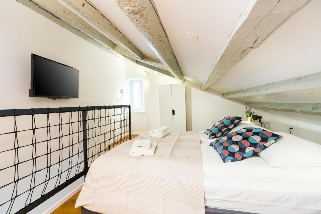 Cozy Montalbano Studios By Irundo Rovinj Buitenkant foto