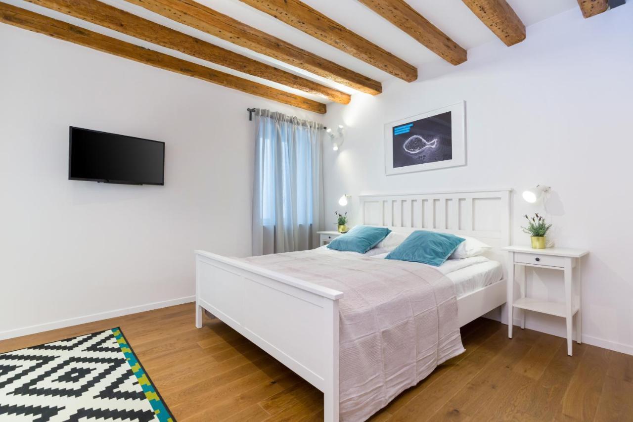 Cozy Montalbano Studios By Irundo Rovinj Buitenkant foto
