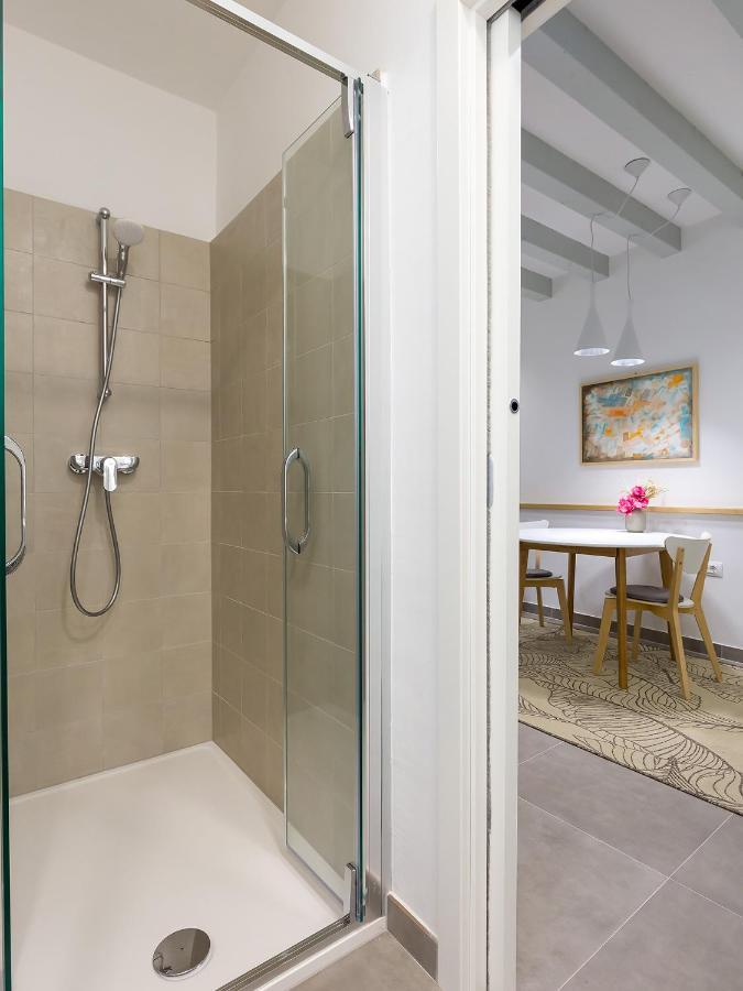 Cozy Montalbano Studios By Irundo Rovinj Buitenkant foto