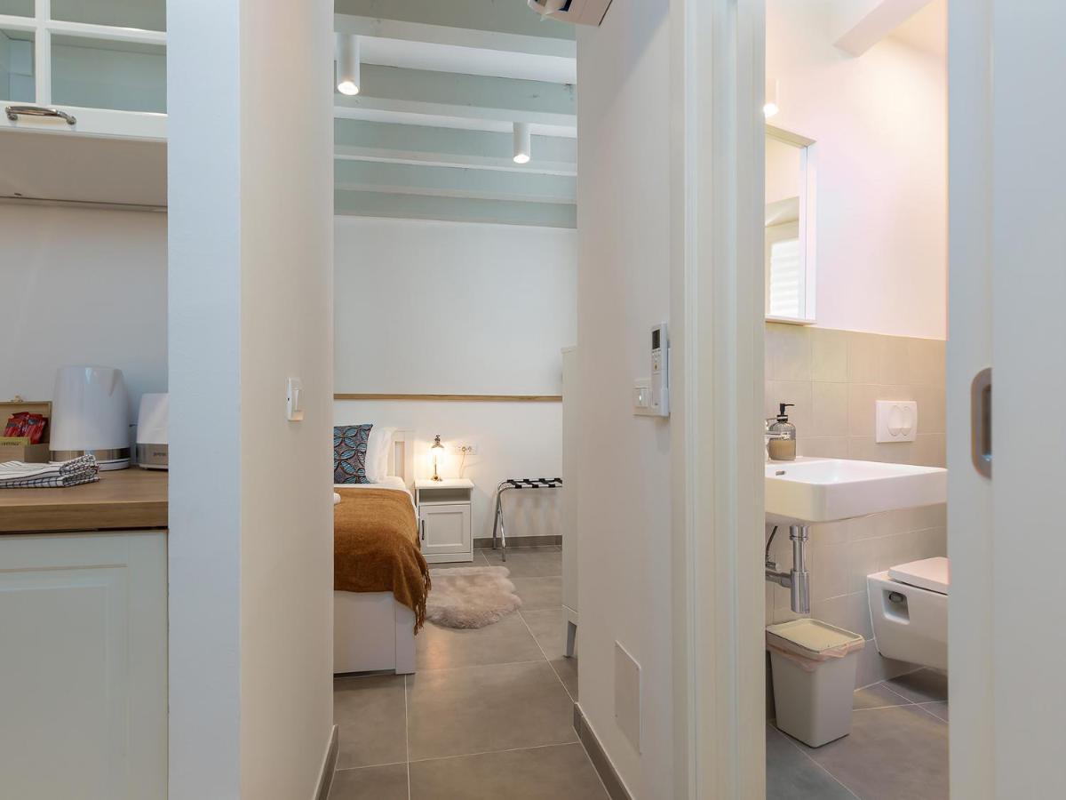 Cozy Montalbano Studios By Irundo Rovinj Buitenkant foto